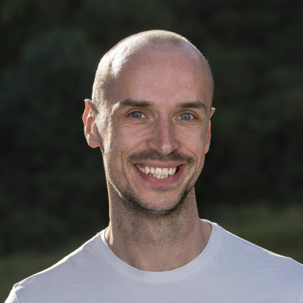 Damien Wright2